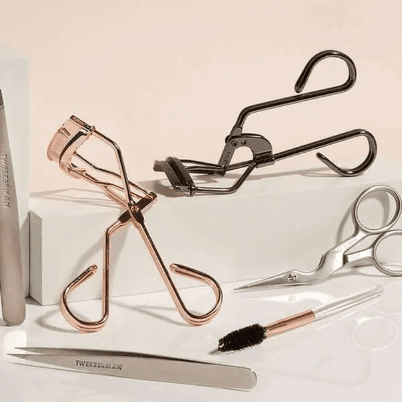 9 Best Eyelash Curlers of 2023 - Reviewed