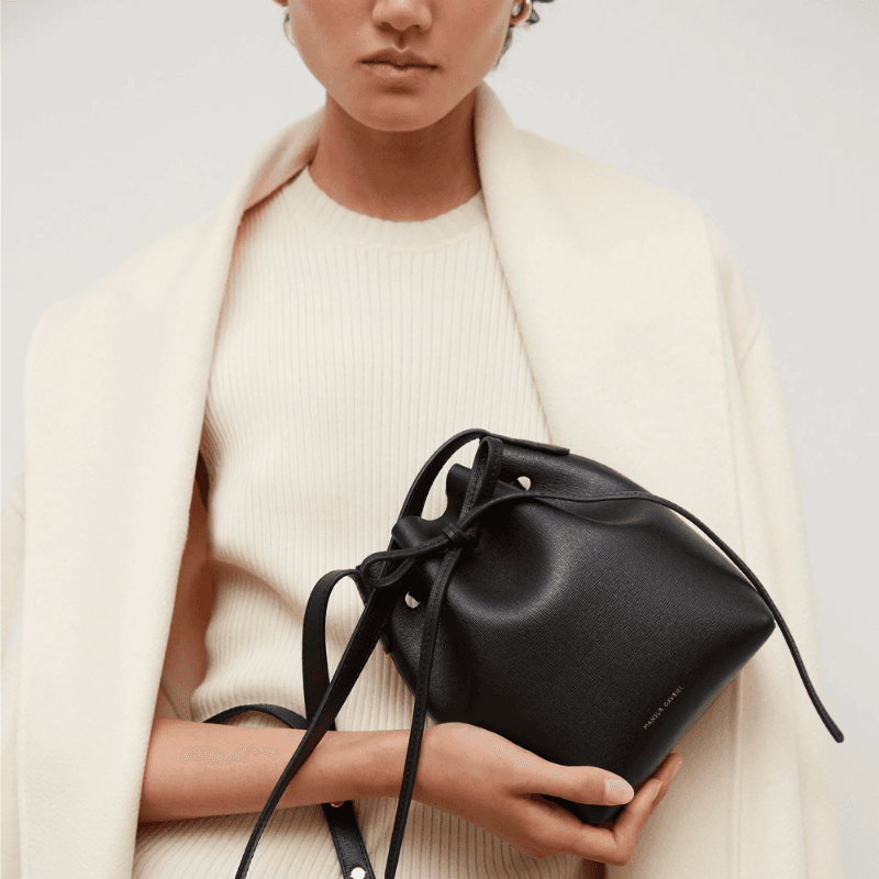 10 Stylish Ways to Store Purses and Handbags