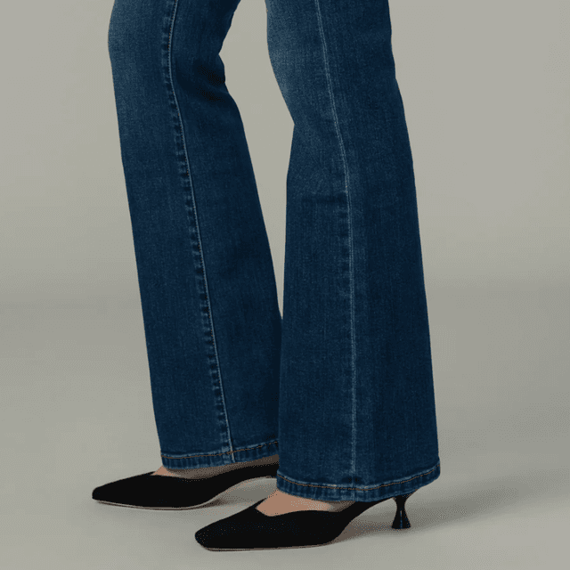 Best bootcut jeans womens top