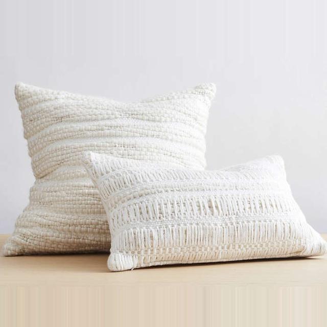 Pehuen Semi Cadenas Pillow