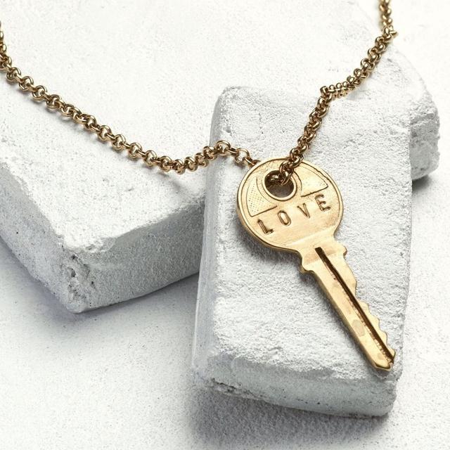 Giving Key: