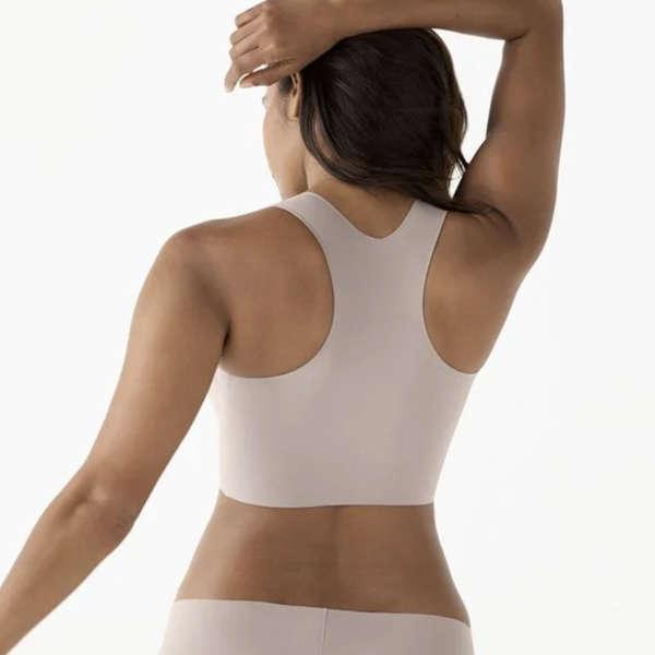 The Perfect Bra To Wear With Your Favorite Sleeveless Tops