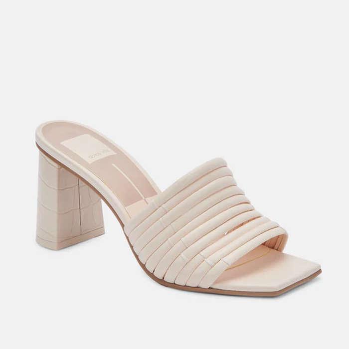 Stylish And Effortlessly Stylish Mom DIA FLAT MULE Slides With Adjustable  Gold Buckles For Womens Summer Double Strap Slippers 1A3R5M From  Maggielvxury, $53.92