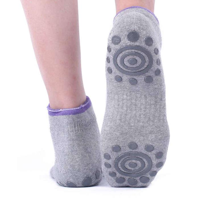  Ozaiic Yoga Socks For Women Non-Slip Grips & Straps