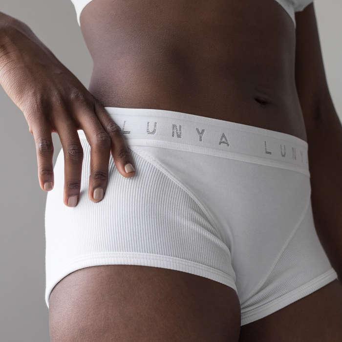 Hanes Premium Women's 4pk Cotton Mid-Thigh with Comfortsoft Waistband Boxer  Briefs - Basic Pack White/Gray/Black L