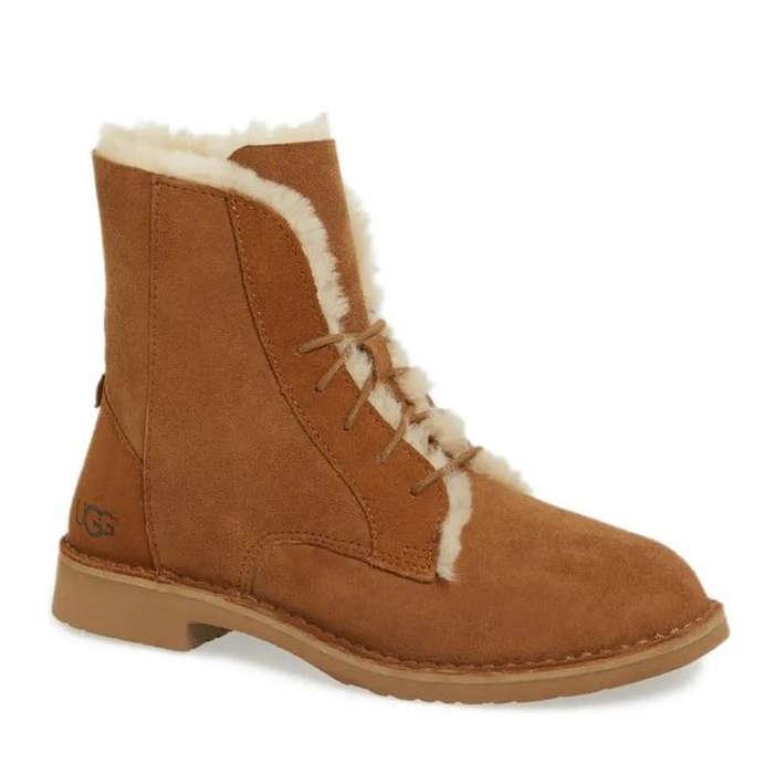 UGG Quincy Boot