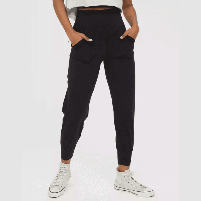 Image credits: aerie