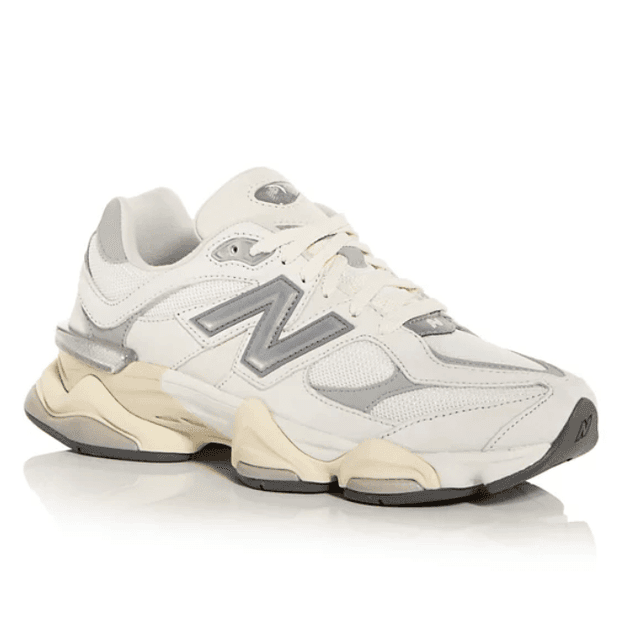 New Balance 9060 Low Top Sneakers