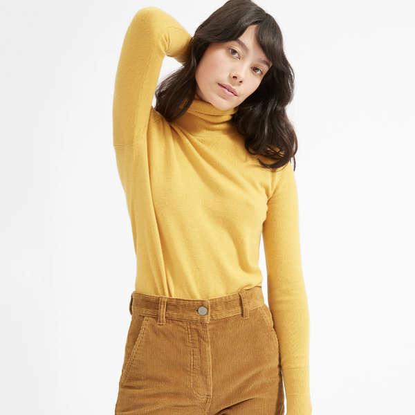 The 10 Pairs Of Corduroy Pants Fashionable Women Are Buying Right Now
