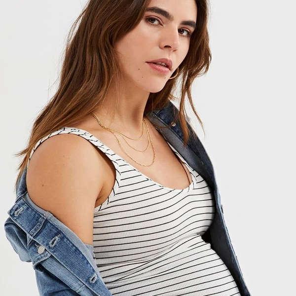 10 Best Maternity Tops To Wear At Every Stage Of Pregnancy