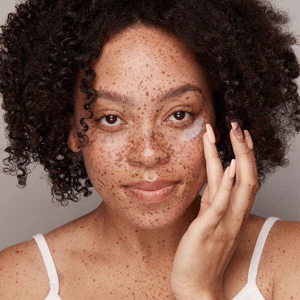 Mother Nature Just Called, She Wants You To Start Using One Of These All-Natural Eye Creams