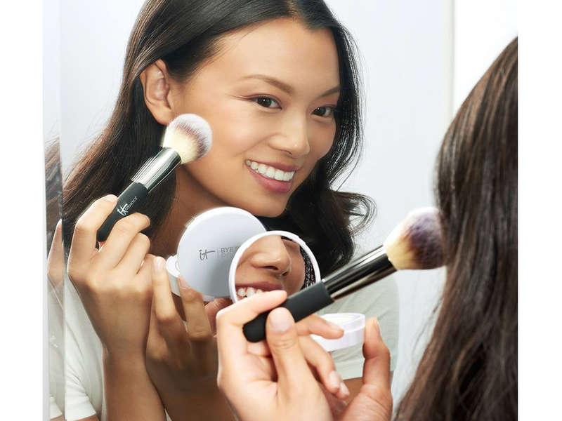 The Best Powder Foundations For A Flawless, Shine-Free Complexion