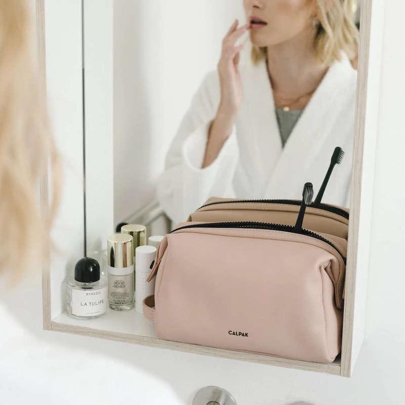 These Top-Rated Toiletry Bags Will Make Packing Your Beauty Products 10 Times Easier