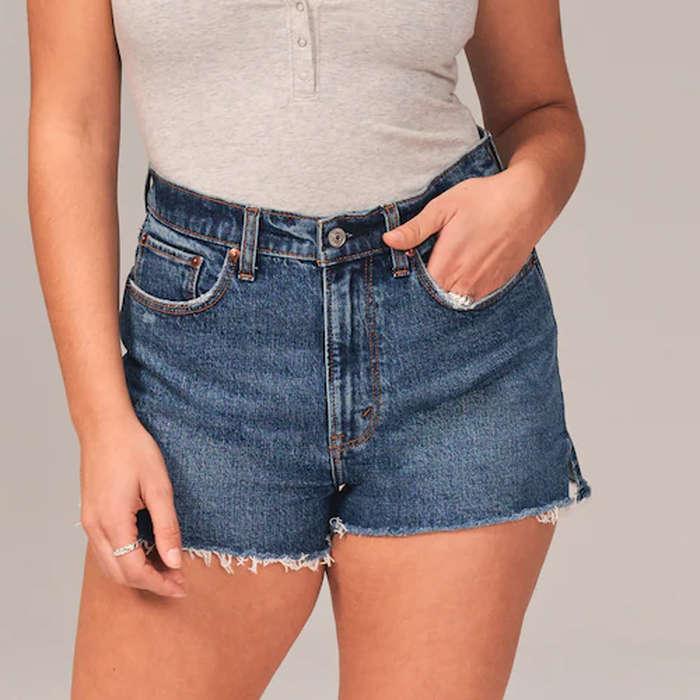 Abercrombie & Fitch Curve Love High Rise Mom Shorts