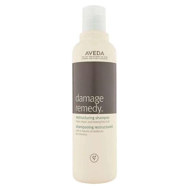 Top 10 Shampoos For Dry And Damaged Hair 2022 | Rank & Style
