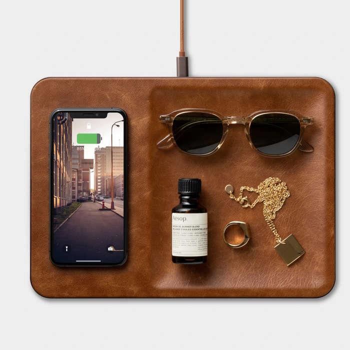 Courant CATCH:3 Leather Wireless Charging Pad and Organizer