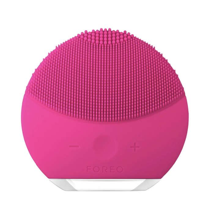 Foreo Luna Mini 2 Compact Facial Cleansing Device