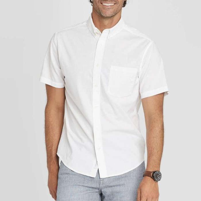 Goodfellow & Co Men's Slim Fit Stretch Poplin Short Sleeve Button-Down Shirt