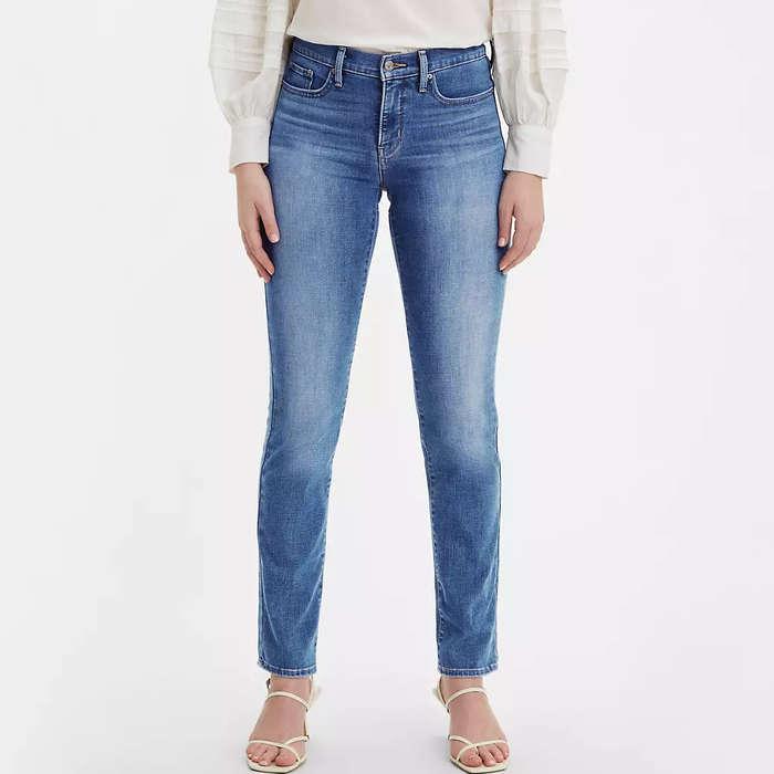 Levi's 312 Shaping Slim Jeans