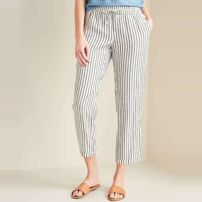Old Navy Mid-Rise Cropped Linen-Blend Pants