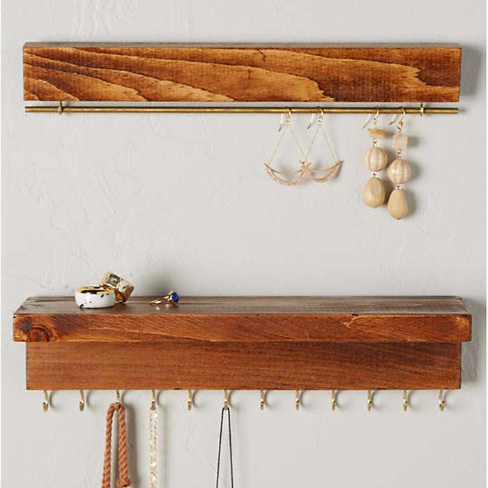 The Knotted Wood Hanging Jewelry Organizer
