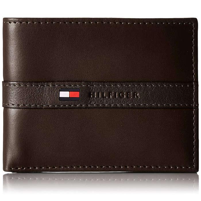 Tommy Hilfiger Ranger Leather Passcase Wallet
