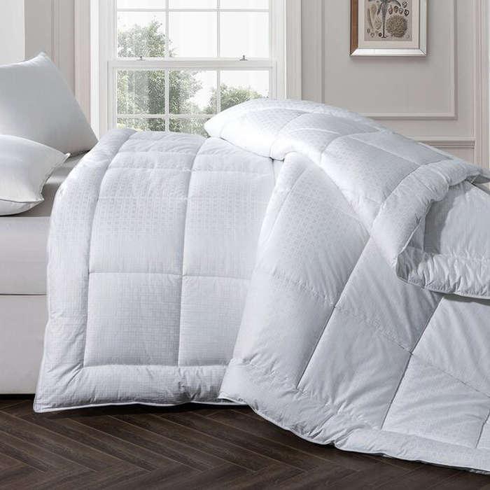 Wayfair Sleep Medium Weight All Season Polyester Down Alternative Comforter