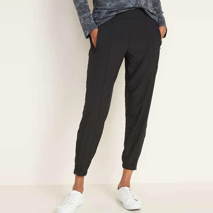 Old Navy Mid-Rise StretchTech Jogger Pants