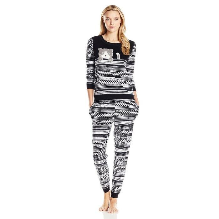 Layla Women's Microfleece Pajama Set