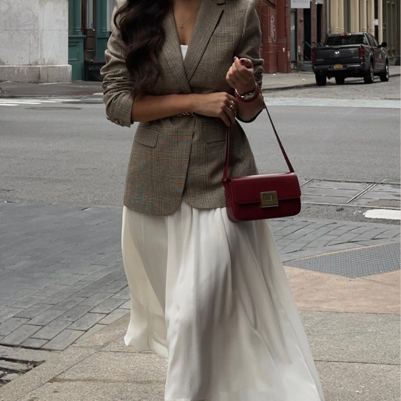 What to Wear in 70-Degree Weather Style Guide