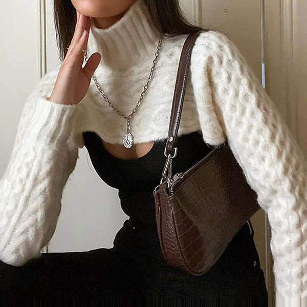 trending handbag