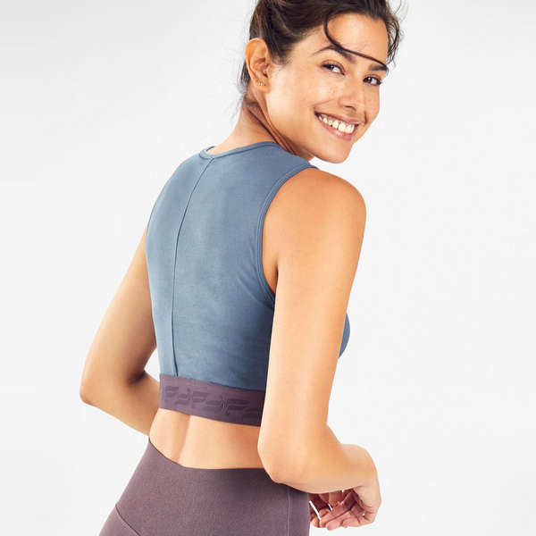 so sports bra
