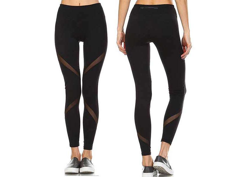 leggings under