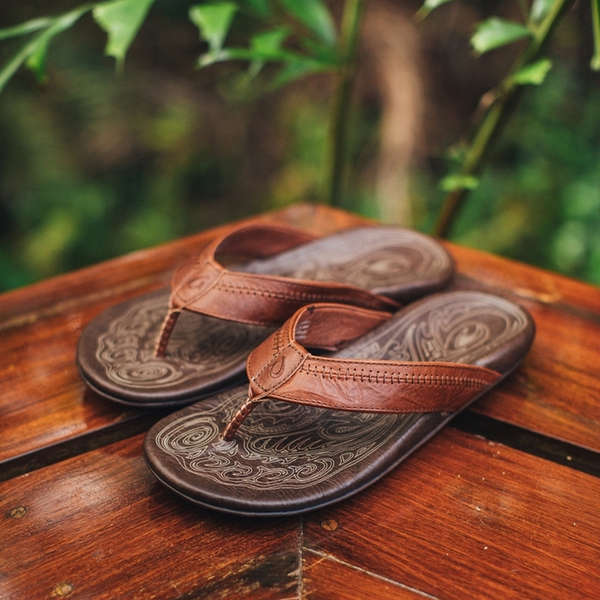 men's dressy flip flops