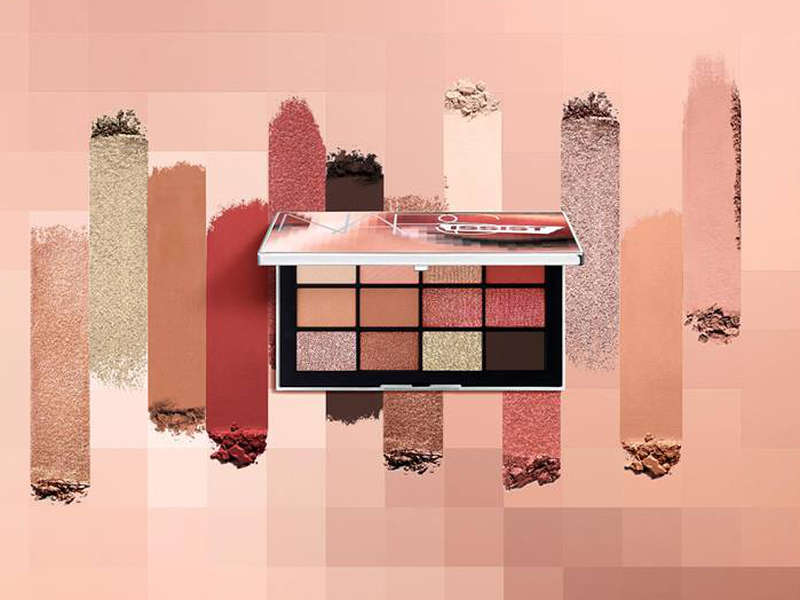 best pigmented gold eyeshadow