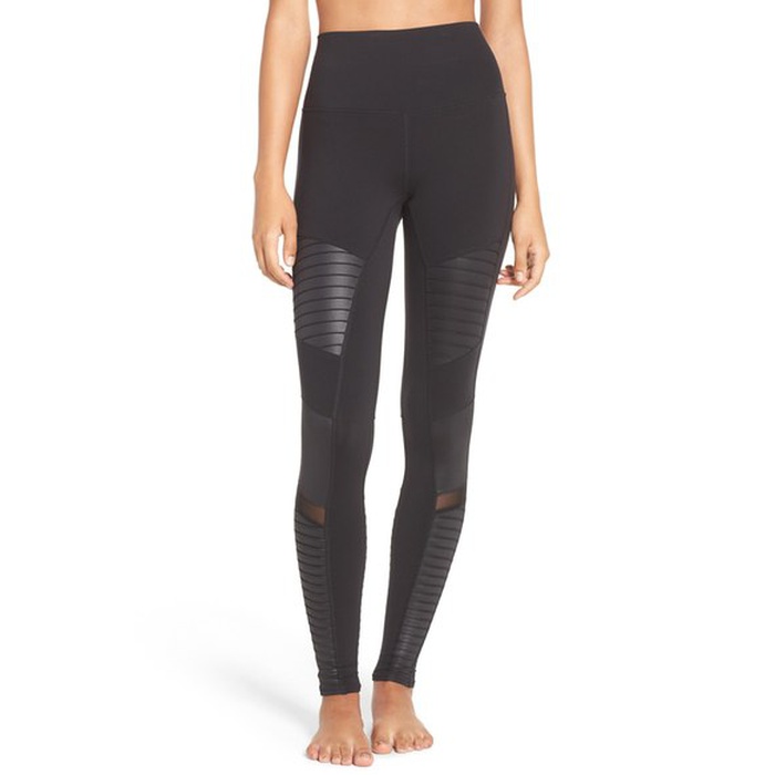 10 Best Yoga Leggings | Rank & Style