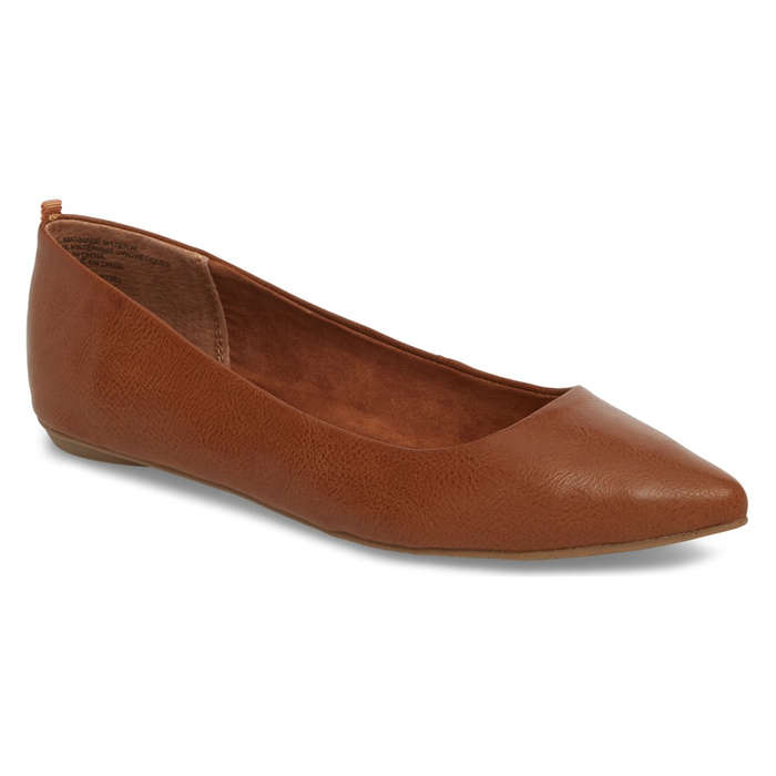 pointed toe flats