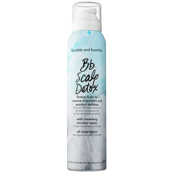 Best Shampoos For Dry Scalp According To These Dermatologists