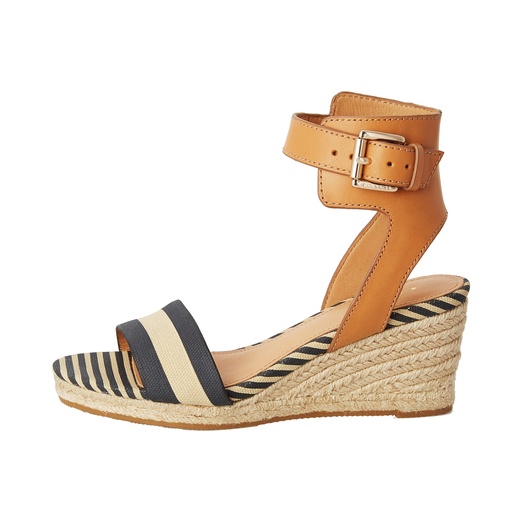 espadrille style shoes
