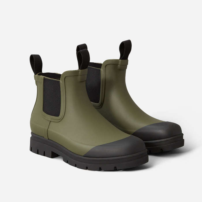 fashionable rain shoes