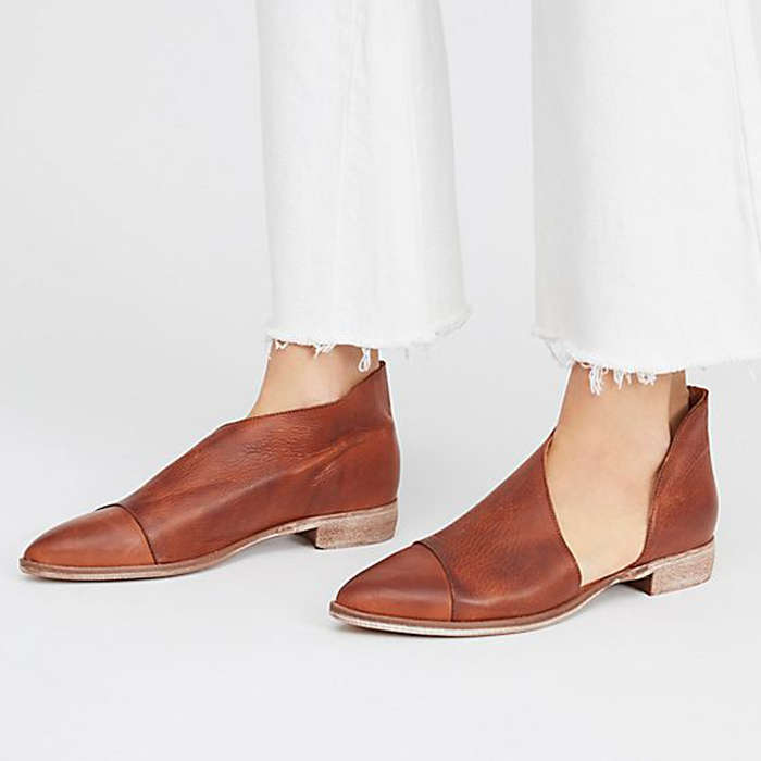 royale pointy toe flat