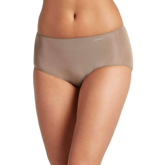 Girl up shorts no panties Girl up shorts no panties