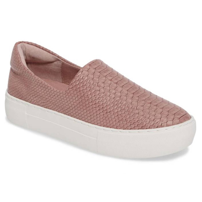slip on sneakers kind