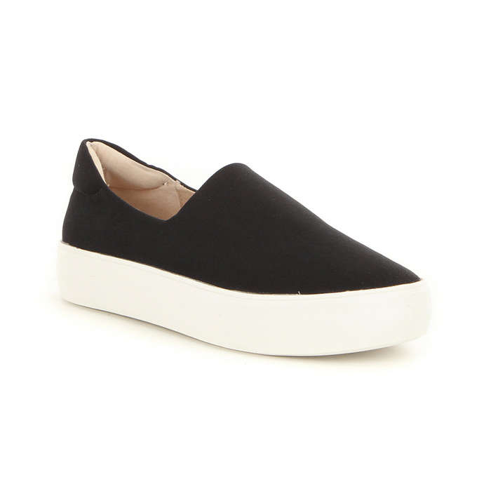 slip on sneakers kind