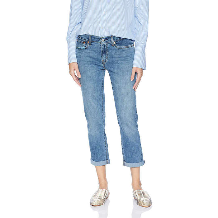 levis white boyfriend jeans