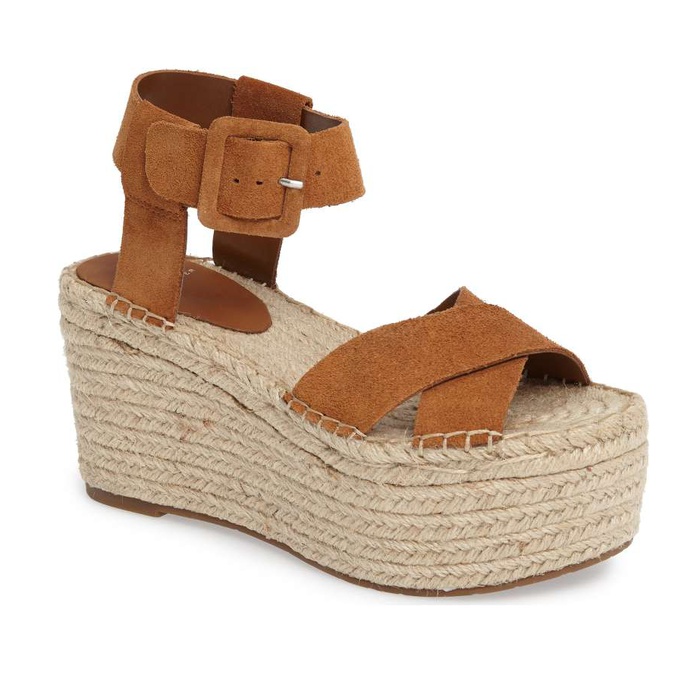 flatform buckle sandals