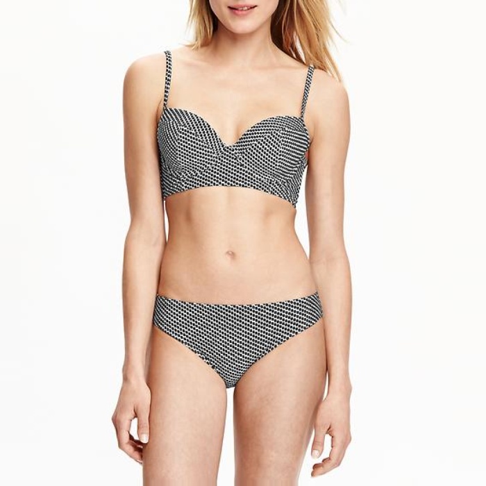 Balconette bikini swimsuit Shoulder deep in pussy