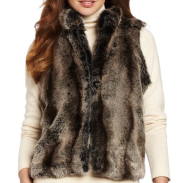 Because Layers Are the Way Faux-ward! Free shipping BOTH ways on faux fur vest womens, from our vast selection of styles. Fast delivery, and 24/7/ real-person service with a smile. Click or call
