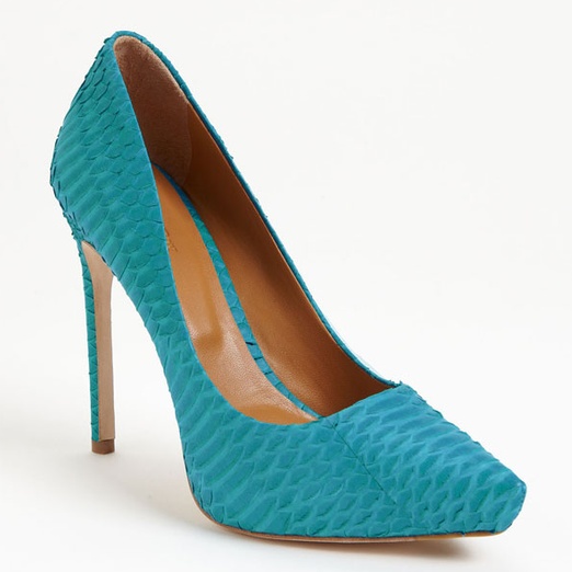 coloured pumps