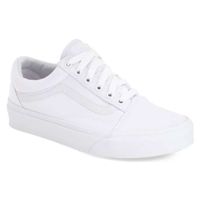 white plain tennis shoes